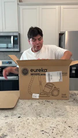 La aspiradora que todas las señoras que limpian casas recomiendan 🙌🏻 #eurekawhirlwind 