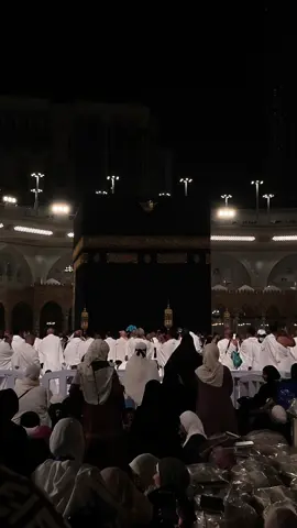 From simply reposting it to actually experiencing it… some moments feel unreal until you’re living them. Alhamdulillah for being blessed with this invitation at such a young age. A dream I never imagined would become my reality 🥹🤍 #umrah #makkah #islam #peace #fyp 