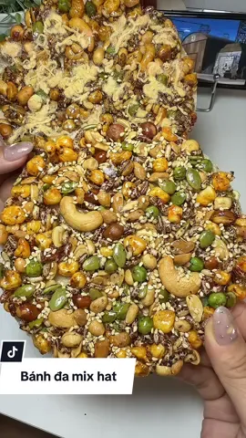 Bánh đa mix hạt ngũ cốc granola #banhdamixhat #banhdamixngucoc #banhda #ancungtiktok #viral 