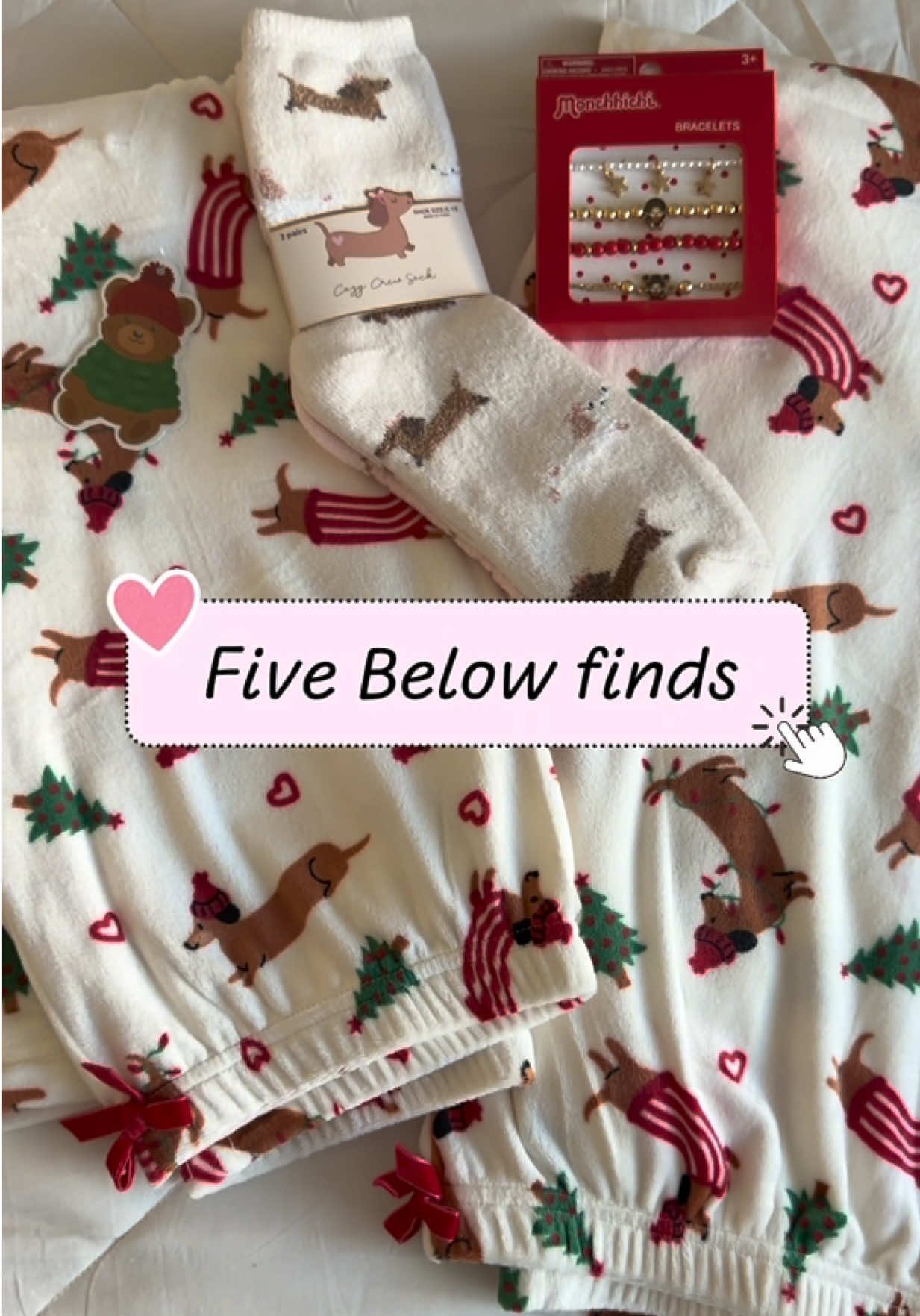I had to get the dachshund Christmas pjs and socks before they sold out 🤭🩷🤩plus I found a set of Monchhichi bracelets ✨@Five Below always has the best finds 🤩🤩🤩#fivebelowfinds #fivebelow#monchhichidoll#haul#dachshund 