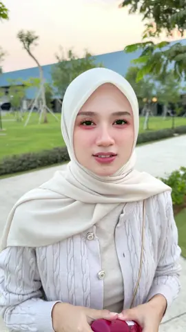 pamer parfum sandrinna yang bikin aku ditanyain 
