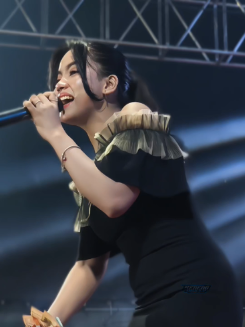 Mengapa semua terjadi.... @dindateratu @laluna.music @lalunamusicentert  #taksangguplagi #dindateratu #lalunamusicentertaiment#infoorkespati #senengorkes