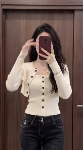 #xuhuong #OOTD #thoitrangnu #duoctaitro  