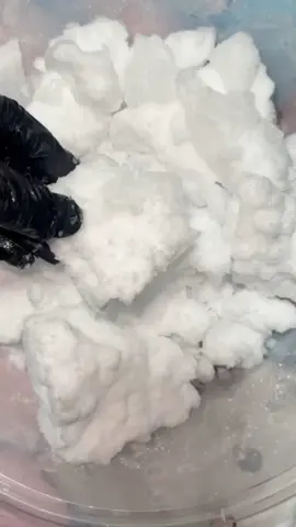 Crunchy powdery white og ice #fyppoppppppppppppppppppppppp #crunchyice #originalfreezerfrost #asmrsounds #hardice 
