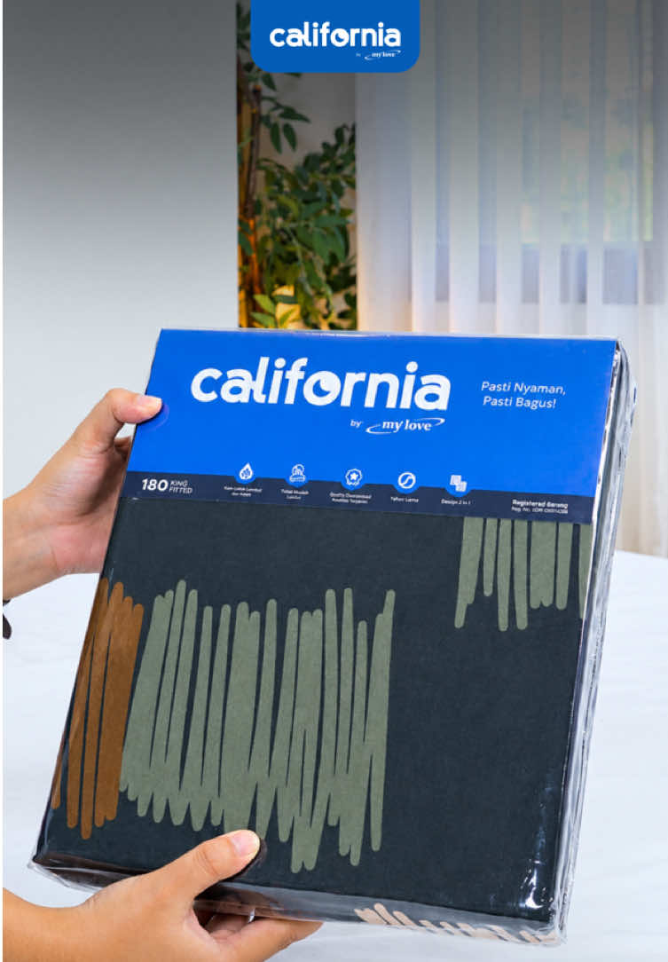 Ini nih motif abstrak yang bikin siapa pun terpikat 😍 Yuk, kenalan sama Sprei California motif Julian! Dengan warna dasar hitam, Sprei California yang satu ini justru bikin kamar jadi keliatan lebih estetik, apalagi ditambah motif abstraknya yang menawan. Nah, setiap pembelian satu set Sprei California, kamu akan mendapatkan: - 1 pcs sprei California - 2 pcs sarung bantal - 2 pcs sarung guling Jadi, buat kamu yang suka warna gelap tapi tetep keliatan elegan, Sprei California motif Julian ini bisa jadi jawaban 💙 #spreicalifornia #bedcovercalifornia #spreicantik #spreilembut #kamarestetik  