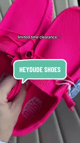These Heydudes are such a great deal rn 🔥 @HeyDude #heydudeshoes 