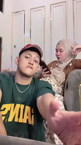 Upload jam 22.22 lewat gonmu jam piro lur @Devyanna_na💋 