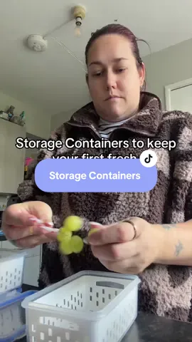 A good way to keep fruit and veg clean and fresh for longer #TikTokMadeMeBuyIt #foodstoreage #fridgeorgansier #kitchenfinds #storageboxes 