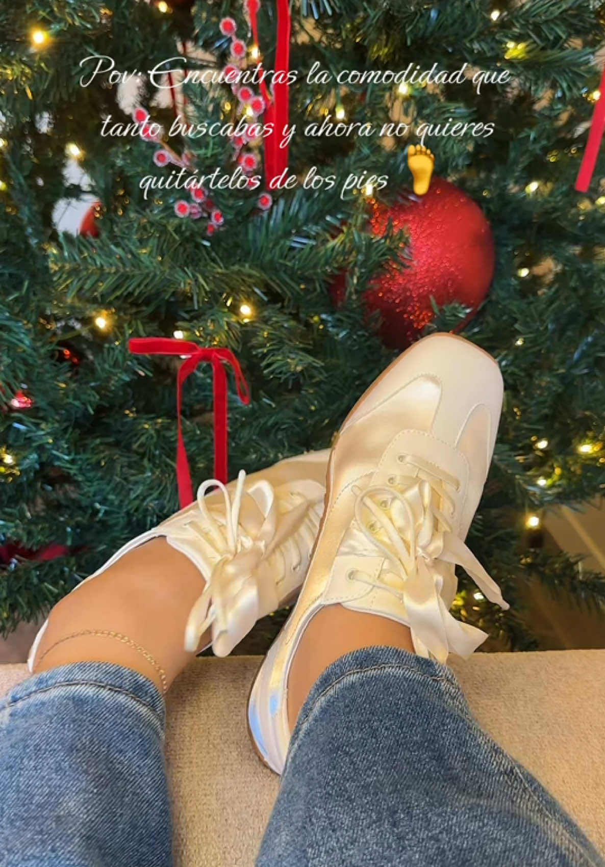 Comodidad y elegancia en cada paso. 😍✨ Estos zapatos VIVAIA combinan el estilo retro con un diseño moderno, suela flexible y dos opciones de cordones para crear diferentes looks. ¡Perfectos para el día a día! 👟💕 #VIVAIA #ZapatosDeMujer #ModaFemenina #EstiloYComodidad #fashionfinds 