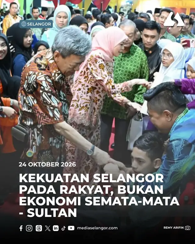 Sultan Selangor Sultan Sharafuddin Idris Shah menzahirkan penghargaan kepada rakyat yang telah menjadikan 25 tahun pemerintahan baginda sebagai satu perjalanan yang gemilang dan penuh makna. Baginda bertitah Selangor kekal sebagai antara negeri terpenting di negara ini hasil sumbangan rakyatnya, termasuk mereka yang memilih untuk menetap di negeri ini. “Perkara ini tidak mungkin dapat dicapai tanpa peranan rakyat Selangor serta jutaan penduduk dari negeri lain yang bekerja di sini dan menjadikan Selangor sebagai tempat tinggal mereka. “Saya bersyukur dan berbangga kerana telah menjadi pemerintah negeri ini selama 25 tahun dan Raja Muda selama 33 tahun,” titah baginda sambil menzahirkan kesyukuran ke hadrat Allah SWT kerana mengurniakan keafiatan. #MediaSelangor #SultanSelangor #JubliPerak #Perpaduan