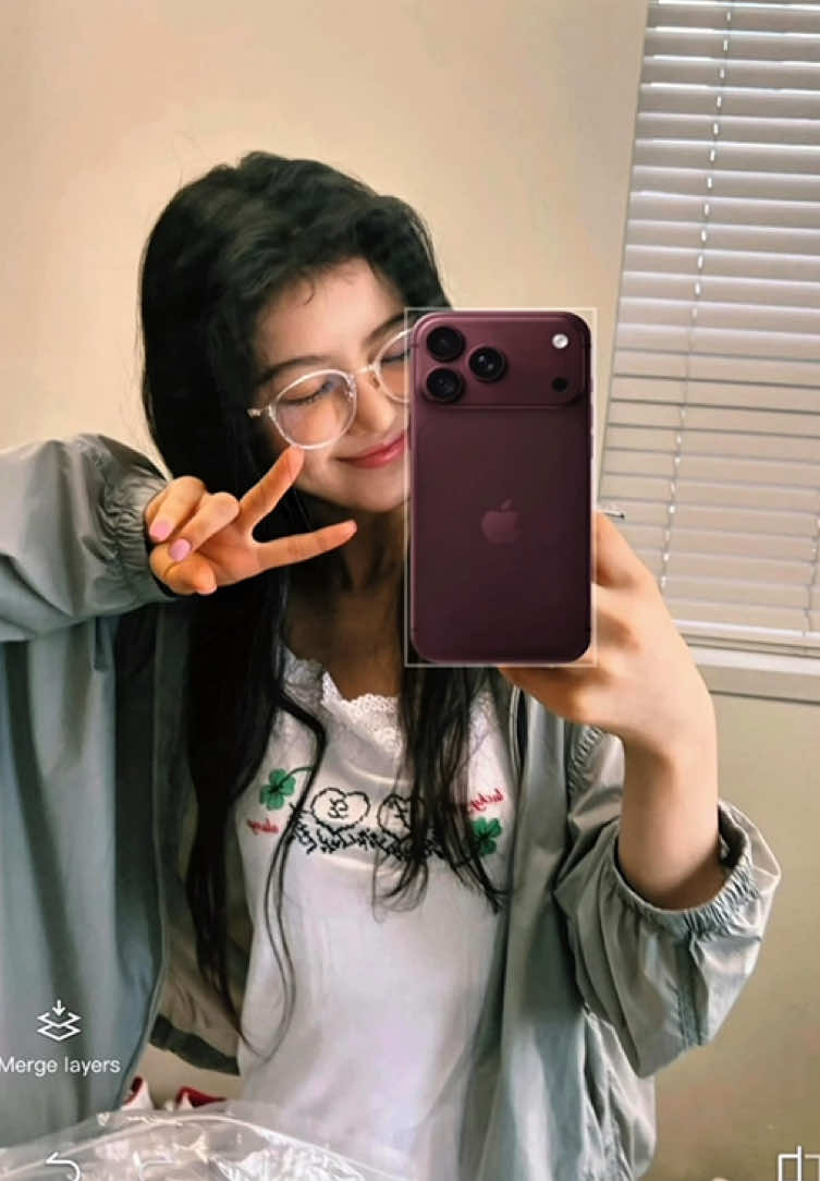 iPhone 18 is not out of reach, but photo editing gives you more bang for the buck!  Cool editing tricks. Bookmark this & grab Hypic to try it out. #hypic #hypiccreator #hypicATETHAT #Godpic @hypic_global #iphone18promax 