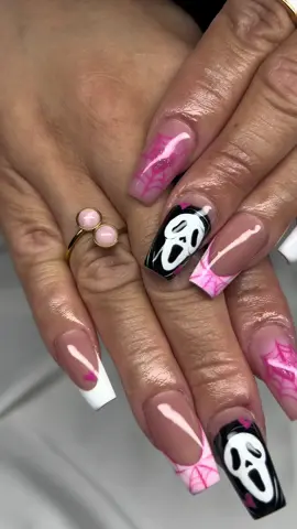 Ghostface💕 Gel x #ghostface #halloweennails #pinknails #ghostfacenails #octobernails 