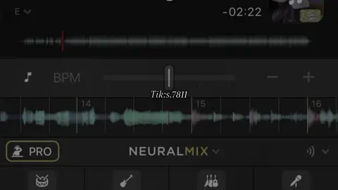 الي مركبين السماعات كيف الصوت🤎🎧.؟@𝔸𝕓𝕓𝕠𝕦𝕕🤎. #عبودً_ 