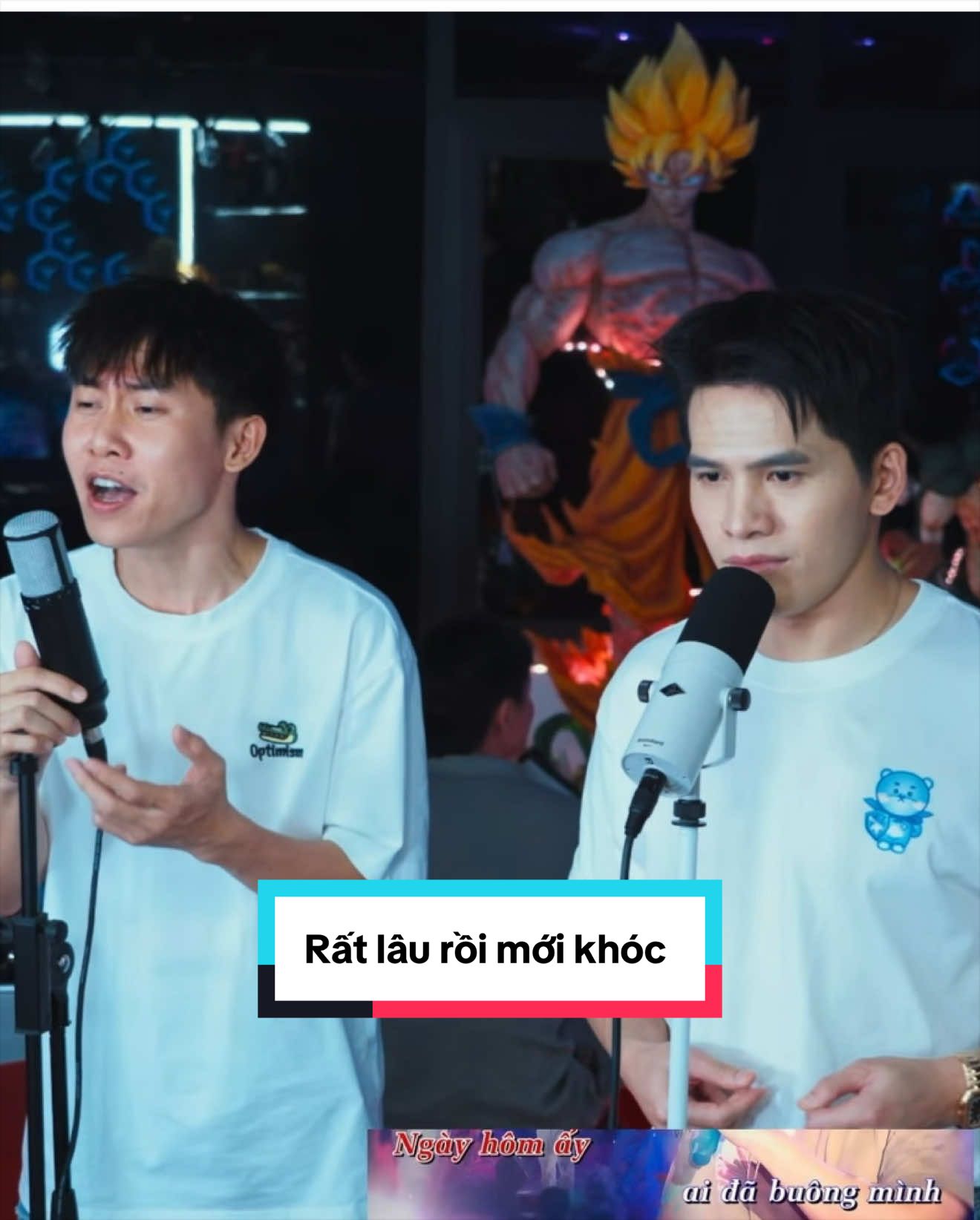 Rất lâu rồi mới khóc - Quốc Thiên ft Huy HD | Phòng trà An Liễng #QuocThien #HuyHD #DoMiXi 