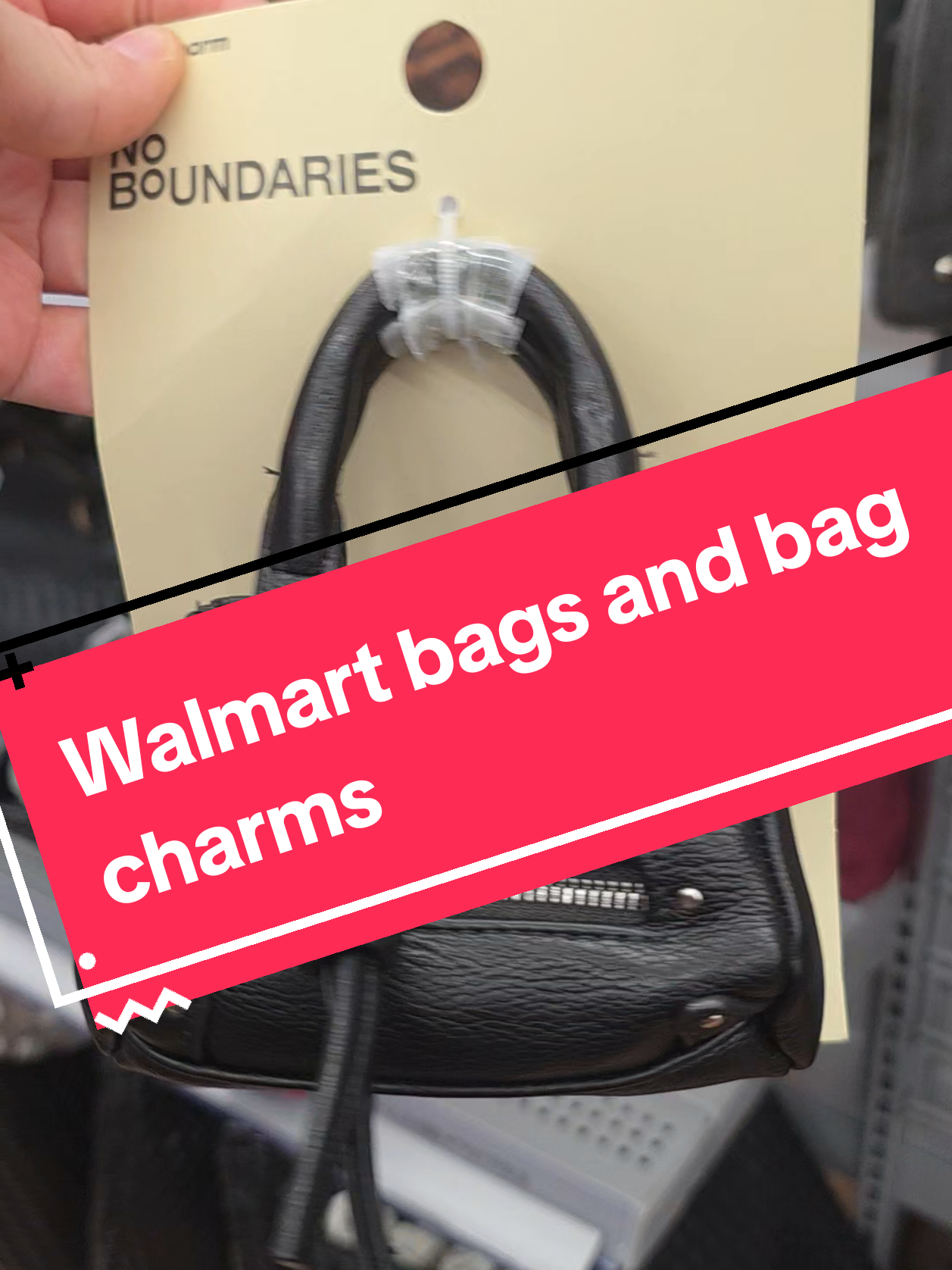 Walmart has stepped it up in the purse section. They have budget options similar to the rhyder, a cute version of brown loved leather, kisslocks and more. Not to mention the cute bag charms! Steve Madden is delivering bougie on a budget 💪🏻✨️