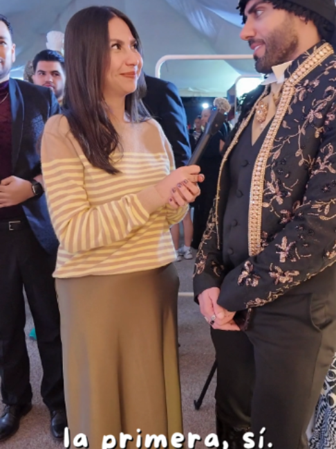 ¡Le gritaron “papacito” a Massad Altamimi en Durango! 🔥😏 La pasarela de Durango Fashion Week se encendió con la llegada de Massad Altamimi, exintegrante de La Casa de los Famosos México. Said platicó con él sobre su experiencia en Durango y la reacción del público. ❤️‍🔥 #MassadAltamimi #DurangoFashionWeek #DFW2026 #Shorts #MásDurango