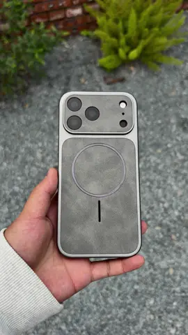 Pure tactile satisfaction.#3c #iphone18promax #iphone18pro #iphone #iPhonecase 