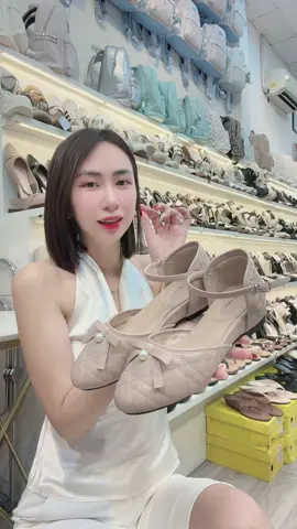 Đẹp từng đường kim mũi chỉ