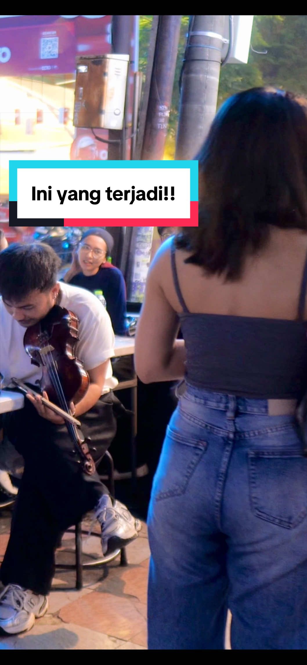 Ngeprank berujungg iniiii !!!   disclaimer: Konten ini bersifat edukasi dan informasi semata, bukan saran atau ajakan berinvestasi. Setiap keputusan transaksi menjadi tanggung jawab masing-masing @Monex Investindo Futures #MIFX #TradingForex #public #prankpublic #violinpublic 