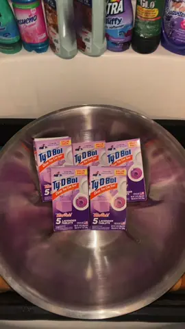 25k celebration loading, better late than never 😅  25 purple tydbol 25 sponges 25 saves 25+ cans 25+ recycled powder Roma Foca BS+ Reaction  Bleach Gel Wintergreen 🥵 Jug of lemon Fab I just need a day to get these tydbol melted! Anything yall want that you don’t see? I’m thinking we’re just missing a jug of DS 🤔