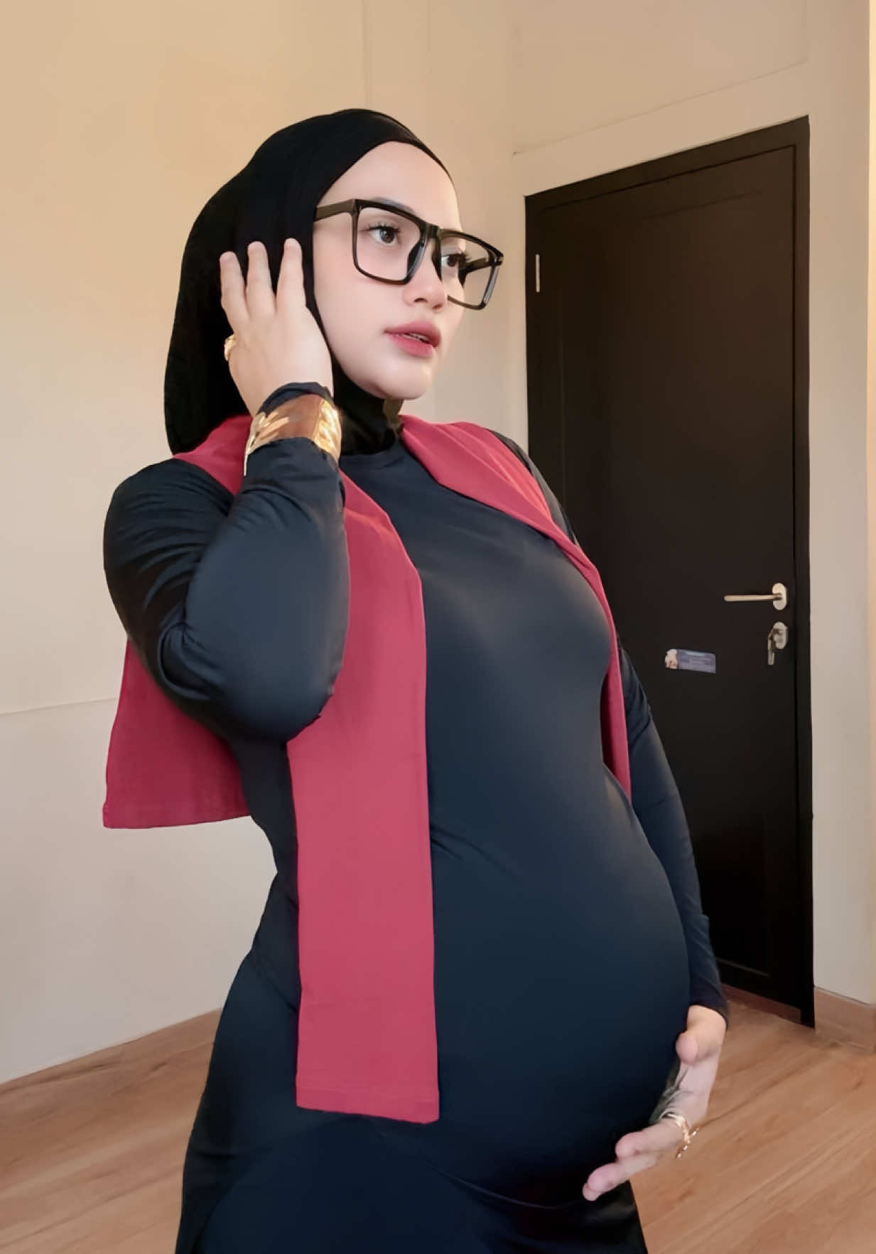 Pake ini auto no jiplak jipkak clubb 🤰🏼🥰🥰🫢 #bumil #bra #seamlessbra #uru 