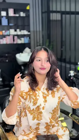 Prettiest @hoorain💕 got Signature Haircut 🔥 #viral #trending #haircut #blowdry #dye 