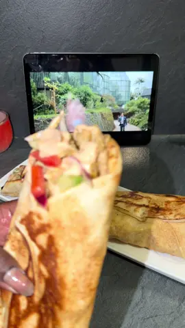 Hello chers abonnés j’espère que vous allez bien. Je vous partage ma recette de chawarma au poulet. N’hésitez pas à tester la recette chez vous 🥰🥰#CapCut #foryoupage❤️❤️ #creatorsearchinsights #pourtoi #senegalaise_tik_tok 