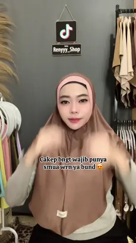 Jgn lupa Join di livee bund 😍 #bergotwotone  #hijabviral  #tiktoklive  #zanoohijab  #fyp 