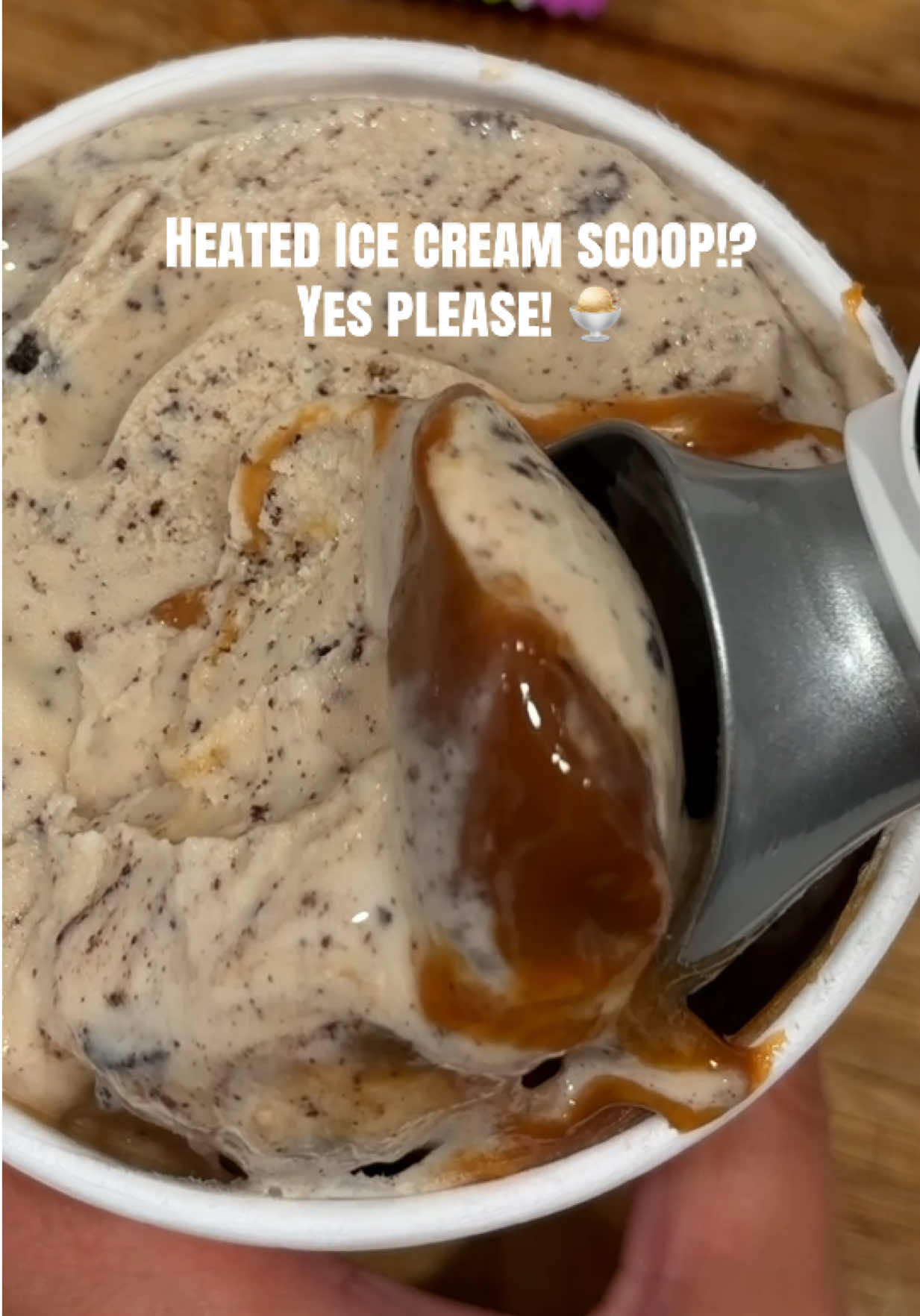 No more waiting for your ice cream to thaw or running your spoon through hot water 🥰  #icecream #dessert #tiktokshop #TikTokShopBlackFriday #giftguide 