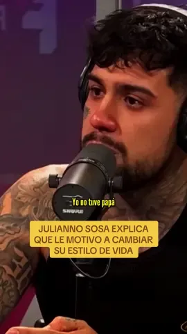 Sanar para no repetir la historia. Julianno Sosa abre su corazón y confiesa cómo su propia infancia y el amor por su hija lo salvaron de un camino sin salida🫂 Para más: @trapgangtv  #juliannososa #padre #frasesdeamor #trapchileno #hija