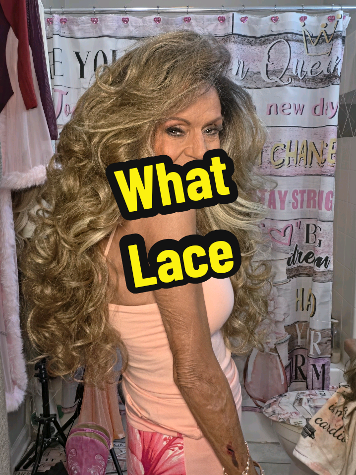 What lace🤔 This hairline is fantastic. She has all the bells and whistles.  Love it❤️ @SamsBeauty  #wigoftheday #sensational #longcurlywig #Balayagecoloring 
