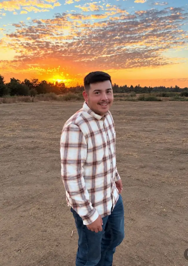 Although we weren’t together, you were the greatest daddy I could’ve ever given our babies and you’ll be so missed Gabe. Thank you for being my favorite chapter. We love you so much. Fly high. #rip #llg #tragedy #weloveyou #forever24 