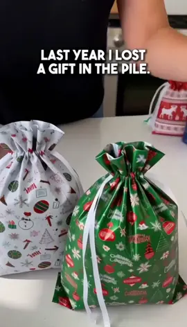 this is christmas made easy #kringleexpress #giftbags #christmas #wrappinghacks #tiktokshopstockup