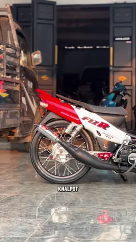 Kenalpot Fizr dana peljar ini cocok di pasang di Fizr kalin der #kenalpotfizr #kenalpotfizrf1zrstandarracing #fizr #fizrmodifikasi #fizrgantengstyle 
