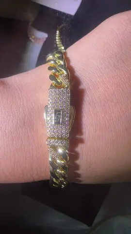 #luluecho #14kgold #goldplated #bracelet #necklace I’m so beautiful 