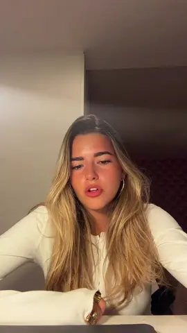 Por favor ayudemos a toda esa gente que lo necesita en estos momentos y que esta tragedia no quede en el olvido. 💔 Mi más sentido pésame a todos aquellos que han perdido a alguien y toda mi fuerza a todos aquellos que están luchando ahora mismo por sobrevivir 🕊️🫶🏽