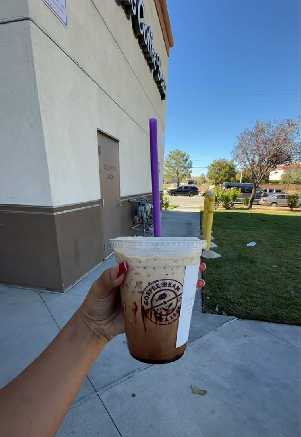 Holiday szn is here 🥹😍 @The Coffee Bean & Tea Leaf #holidaydrinks 