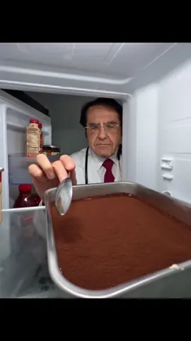 Anche tu, Dr. Now?! 😂🍰 #DrNow #Tiramisu #DolciItaliani #ESeFosse#meme