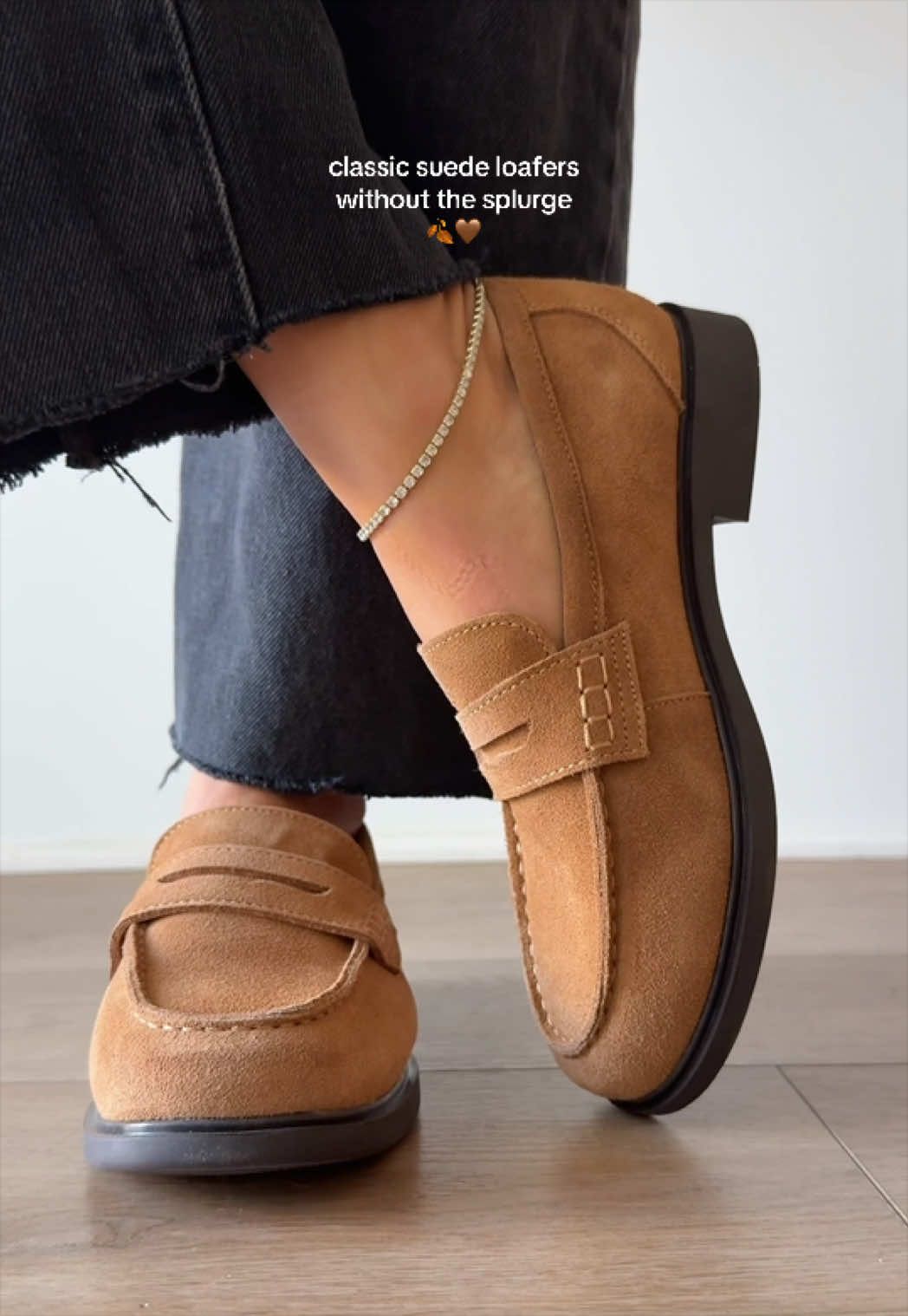 cute & actually comfortable! @Cushionaire #loafers #pennyloafers #womenshoes #giftforher #fallshoes 