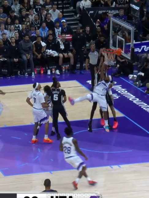 both ends on 🔒 #NBA #Spurs #victorwembanyama