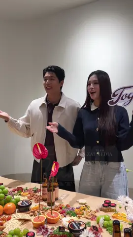 🛑 Quốc Anh bối rối không kịp chuẩn bị khi chụp hình cùng Tiểu Vy tại sự kiện Together In Time Fashion show- BST Buddy Club- Thu Đông của Routine #RoutineVN #FallWinter2026 #BuddyClub #TogetherInTime #ChumChumHopTacCungRoutineVN 