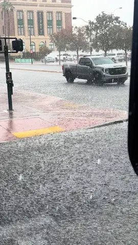 Rain in Las Vegas a rare site #rain #storm #blessed #lasvegas 