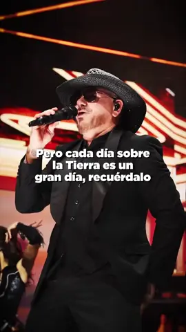 #Pitbull | No te puedes quedar fuera de uno de los conciertos más esperados  😎 Mr. Worldwide, trae todas las canciones que ponen a cantar y bailar al mundo entero ¡Está será una fiesta legendaria! 🌎🔥 Adquiere tus entradas en la preventa Interbank y obtén hasta un 15% de descuento.💳 Pitbull - Tour 2027 😎🤟 09 de febrero - Costa 21  🌎 Inicio de preventa: Martes 3 de noviembre a las 10 am  👉🏼 Entradas a la venta en Teleticket 🎫 👉🏼 Preventa Interbank: 3 y 4 de noviembre o hasta agotar stock.