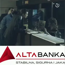 PAPARAZZO SNIMCI IZ VUČIĆEVE ALTA BANKE. 🤣 