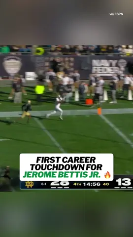 Jerome Bettis Jr. is in the end zone 🔥🔥 #cfb #CollegeFootball #footballtiktok 
